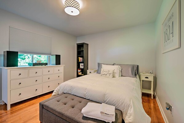 House (3 Bedrooms) | Interior