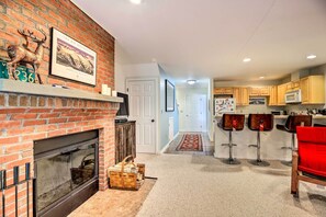 Apartment (2 Bedrooms) | Interior - Cozy Condo w/ Patio, Walk to Burke Mountain! (East Burke)