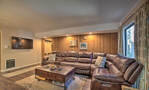 公寓 (2 Bedrooms) | 起居區 | 電視