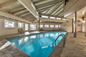 Apartment (2 Bedrooms) | Interior - Scenic Buffalo Village Condo w/ View & Pool Access (Silverthorne)