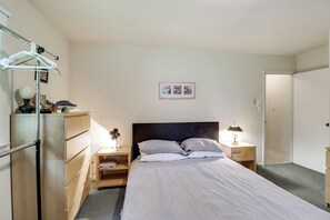 House (2 Bedrooms) | Interior - Waterfront Ridge Retreat Cabin on St Jeromes Creek (Ridge)