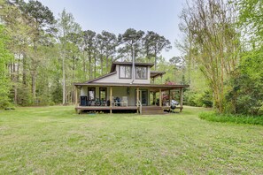 House (2 Bedrooms) | Interior - Waterfront Ridge Retreat Cabin on St Jeromes Creek (Ridge)