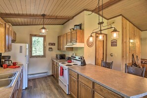 House (2 Bedrooms) | Interior - Creekside Rapid City Cabin w/ Deck on 30 Acres! (Rapid City)