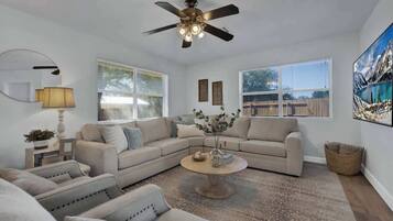 TV connectée, espaces bureaux