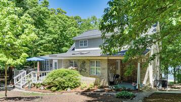 House (3 Bedrooms) | Front of property