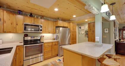 Ski & Hike! Creekside Cabin 7 Mi to Linville Falls