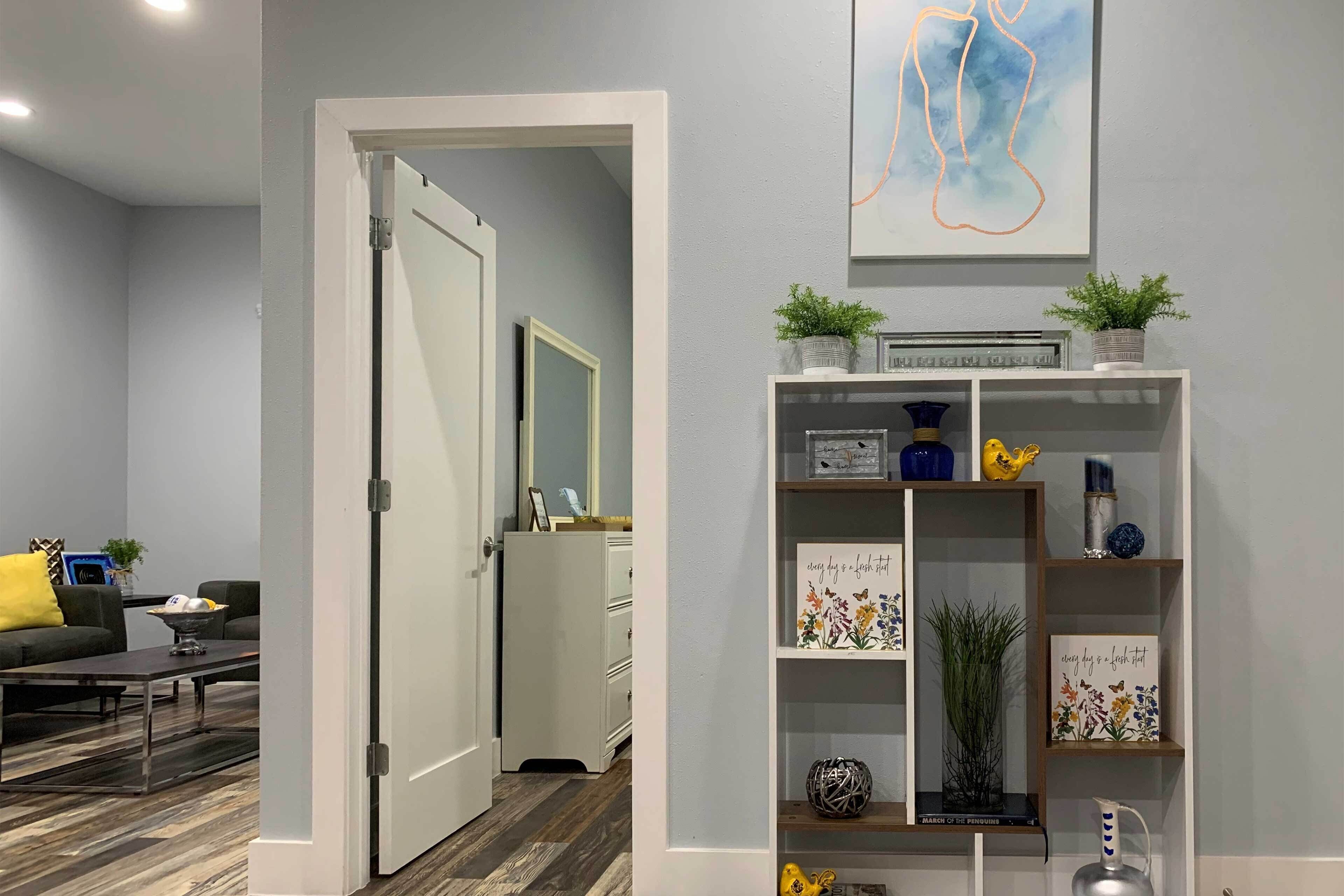 Apartment (1 Bedroom) | Interior