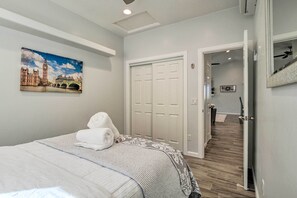 Apartment (2 Bedrooms) | Interior - Hurricane Getaway w/ Yard - 25 Mi to Zion! (Hurricane)