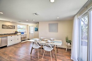 Interior - Waterfront Matlacha Island Cottage w/ Dock! (Matlacha)