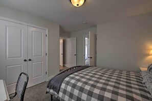 House (3 Bedrooms) | Interior - Mountain-view Home < 15 Mi to Alta + Snowbird (Sandy)