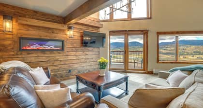 Mountain Adventure Home Base - Ski, Hike & Chill!