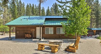 Victor Woodland Cabin Retreat w/ Fire Pit