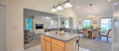 House (3 Bedrooms) | Interior