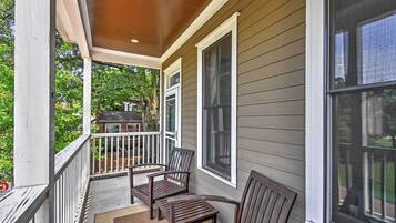 Apartment (1 Bedroom) | Interior