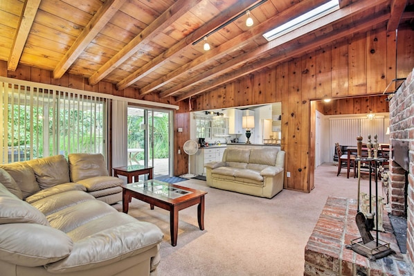 House (Multiple Bedrooms) | Interior - Walk to La Jolla Beach: Expansive 2-home Escape! (La Jolla)