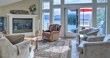Lakefront Bolton Retreat w/ Balcony + Views!