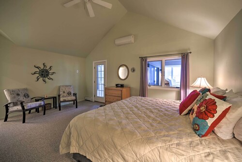 Lakefront Bolton Retreat w/ Balcony + Views!