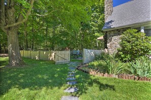 Interior - Decked-out Home: Hot Tub, Pool, Fire Pit & More! (Monroe)