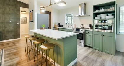 Riverfront Cottage in Homosassa: 'chateau Relaxo'