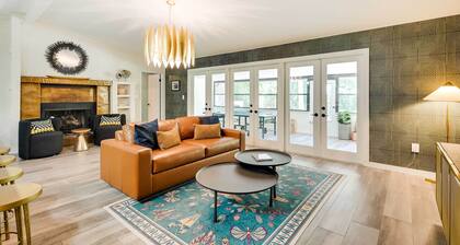 'chateau Relaxo' Homosassa Riverfront Cottage!