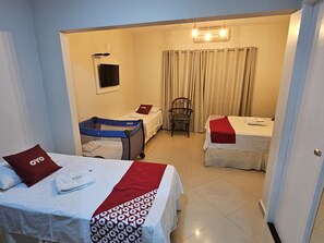 Superior-Doppelzimmer, 1 Doppelbett | Schallisolierte Zimmer, kostenloses WLAN, Bettwäsche