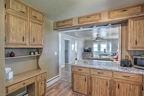 Interior - Lakefront Cottage w/ Fishing & Private Yard! (Port Clinton)