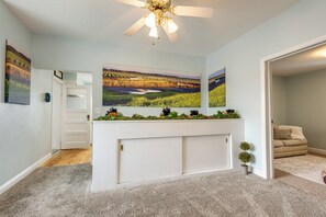 House (3 Bedrooms) | Interior - Burley Home w/ Playground - 1 Mi to Golf Course! (Burley)