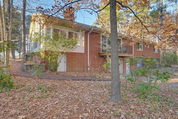 House (4 Bedrooms) | Interior - Waterfront Durham Oasis, Close to Everything! (Durham)