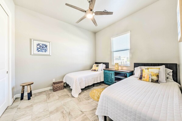 House (3 Bedrooms) | Interior - Pet-friendly Las Cruces Home ~ 7 Mi to Dtwn! (Las Cruces)