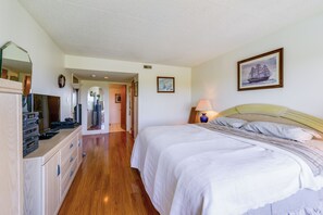 Interior - Atlantic City Area Vacation Rental w/ Pool Access! (Brigantine)