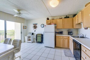 Interior - Atlantic City Area Vacation Rental w/ Pool Access! (Brigantine)