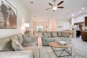 House (4 Bedrooms) | Interior - Pet-friendly Home w/ Fenced Yard in Dunnellon (Dunnellon)