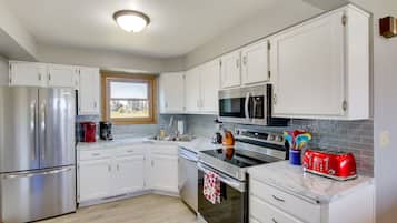 Microwave, oven, stovetop, dishwasher