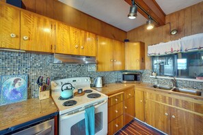 Interior - Waterfront Birch Bay Cabin: Beach Access & Sunsets (Blaine)