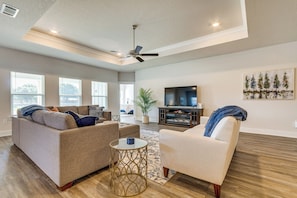 House (4 Bedrooms) | Interior