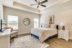 House (4 Bedrooms) | Interior