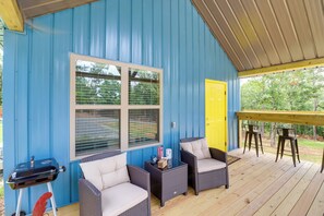 Apartment (0 Bedroom) | Interior - Cozy Studio Cabin ~ 1 Mi to Greers Ferry Lake! (Higden)