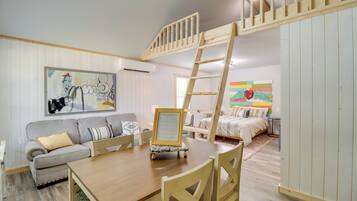 Apartment (0 Bedroom) | Interior