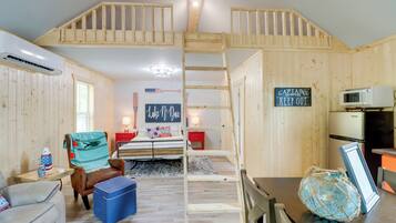 Apartment (0 Bedroom) | Interior