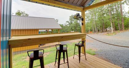 Beautiful Studio Cabin Near Greers Ferry Lake!