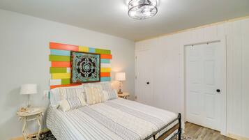 Apartment (0 Bedroom) | Interior