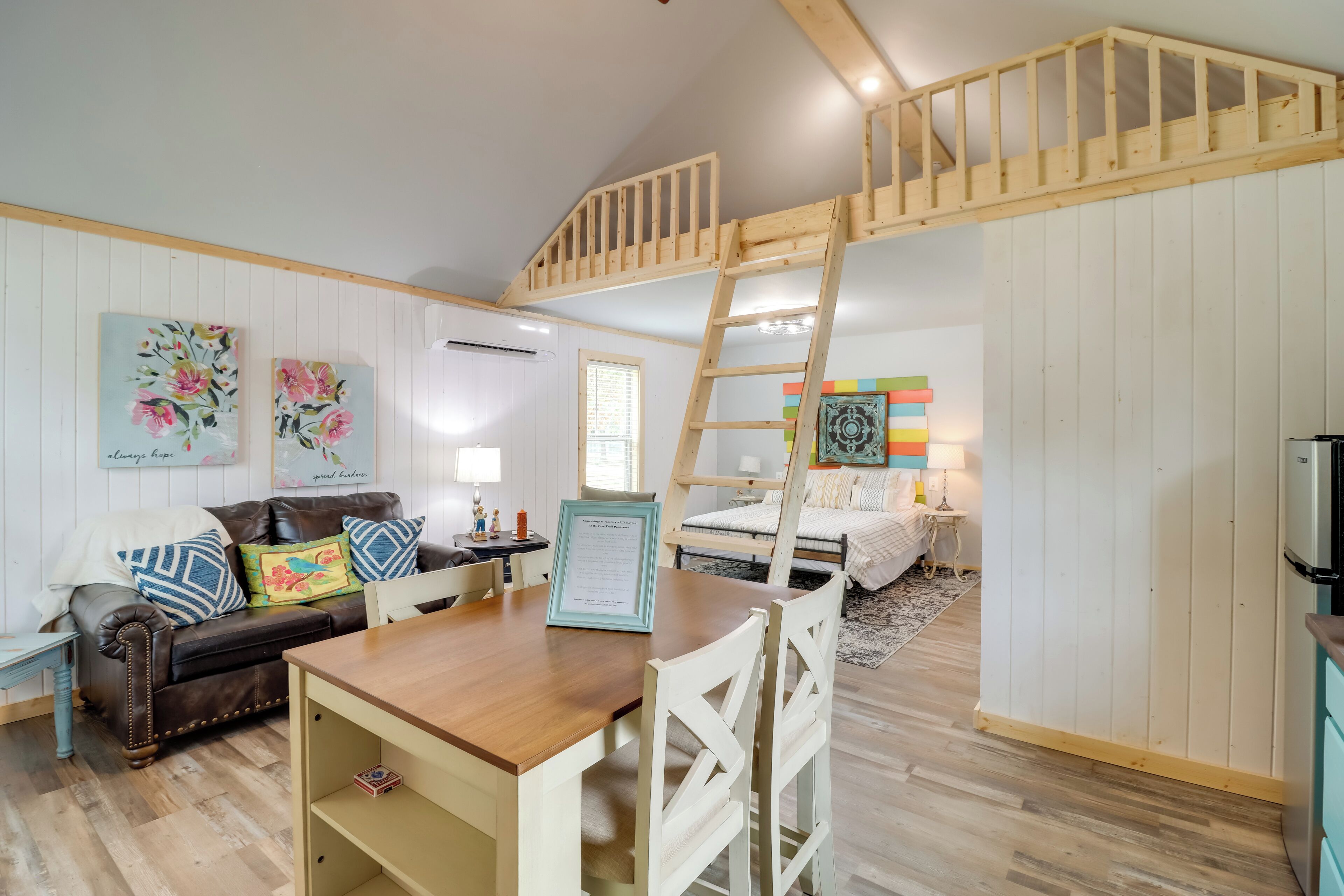 Apartment (0 Bedroom) | Interior