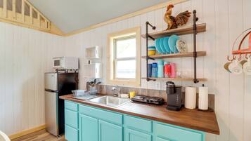 Apartment (0 Bedroom) | Interior