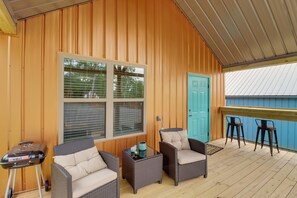 Interior - Studio Cabin in Higden: Boating, Fishing & More! (Higden)