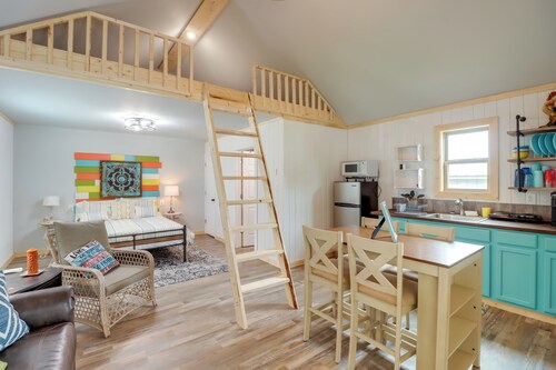 Studio Cabin in Higden: Boating, Fishing & More!