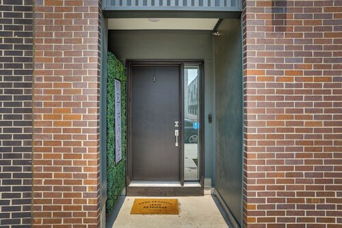 Philly Escape Near Center City & Lincoln Financial