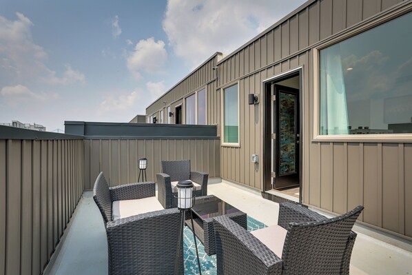 Interior - 3 Mi to Center City, 7 Mi to World Cup: Philly Hub (Philadelphia)