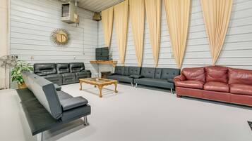 Huoneisto (0 Bedroom) | Sisätilat