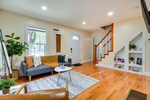 House (2 Bedrooms) | Living area | TV, books - Charming Boho Home Near Osu, Short North, Downtown (Columbus)