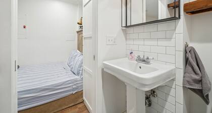 Downtown Wilmington Studio in Historic District!